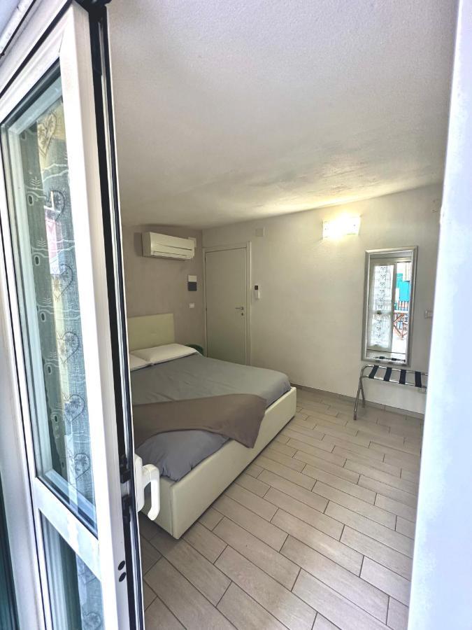 Hôtel Mare Dentro à Riomaggiore Extérieur photo